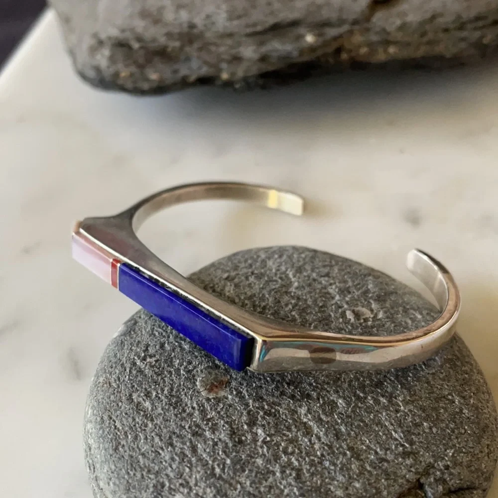 Vintage Navajo Native American Lapis and Mother of Pearl Bracelet - Picture 13 of 15